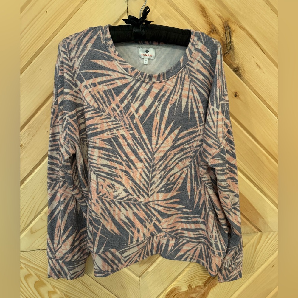 Sundry Palm Sweater Size 1